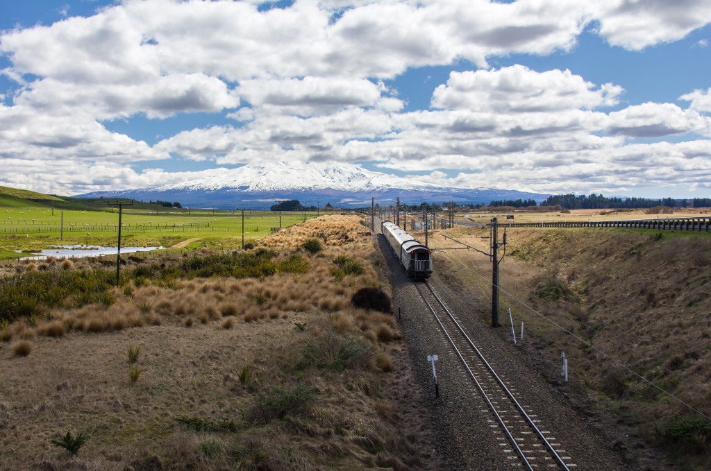 I like a train track heading towards a mountain. The title of this post made reference to mountains. That's the biggest one in the North Island. Mt Ruapehu. It's quite far from the sea.